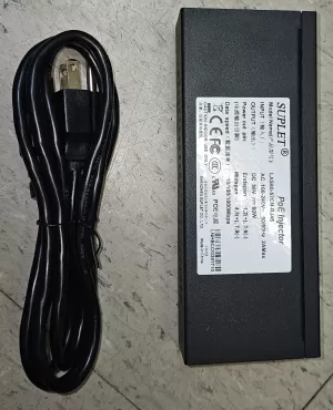SUPLET POE INJECTOR 100-240V